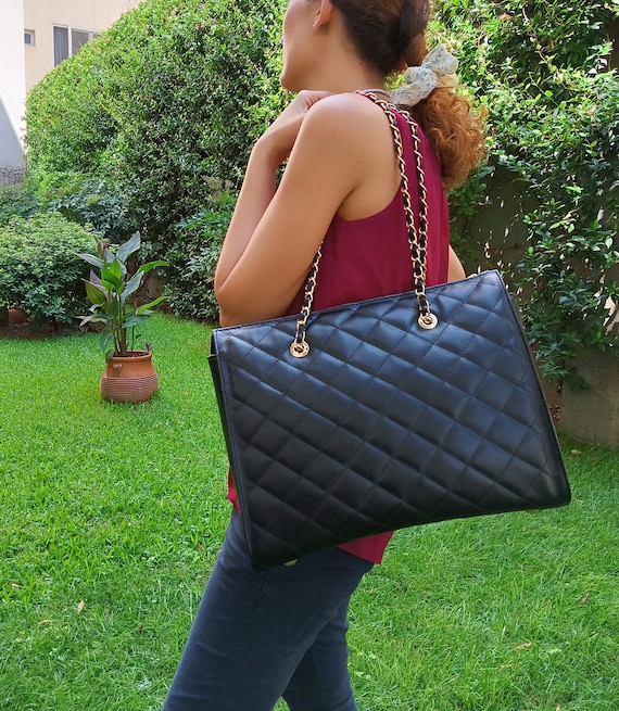 Chanel GST Tote Bag Review and Outfit Styling 