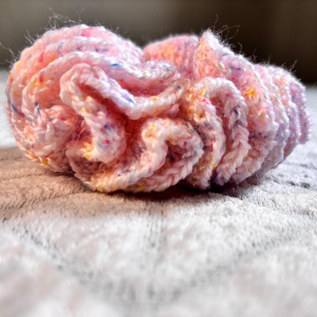 Bubble Gum Pink Crochet Scrunchie – Soft Pastel Hair Tie  display picture 1