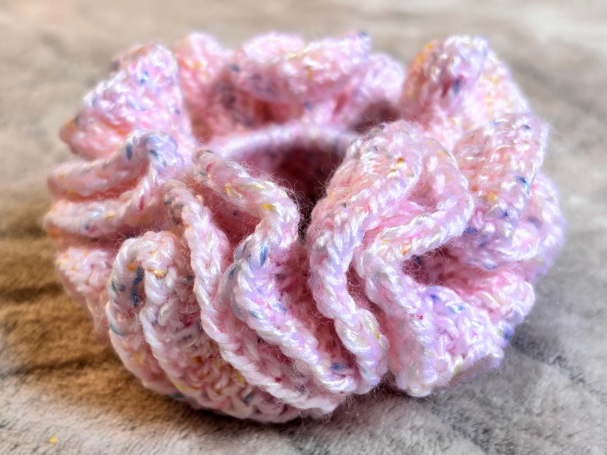 10 *Bubblegum* Pink Crochet Hair Scrunchies Set Don main image 4