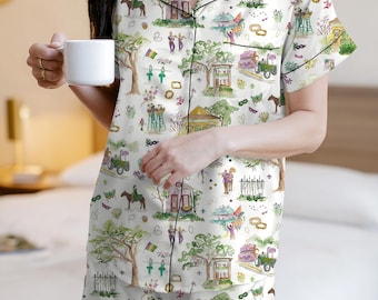 Mardi Gras Parade Pajama Set, New Orleans Pajama Set - Vintage City Sleepwear, Festive Pajamas Gift for Women, Fat Tuesday Pajamas Set