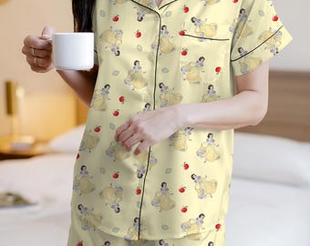 Snow White Pajamas Set, Cute Fairy Tale Summer Sleepwear, Disney Princess Nightwear Gift, Cozy Matching Pajamas, Gift for her, Disneyworld