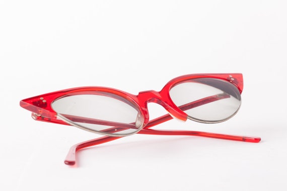 1950s Red Cat Eye Prescription Sunglasses - image 2