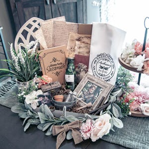 The Sassenach Outlander Fan Box