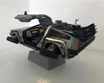 DeLorean-tidsmaskinen från "Tillbaka till framtiden" - STL-fil för 3D-utskrift