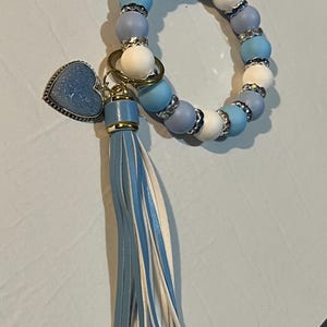 periwinkle heart beaded wristlet keychain holder