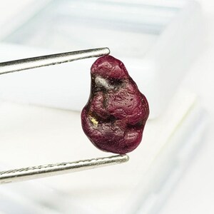 4.00 Ct. Natural African Ruby Rough Crystal Gemstone: Untreated Deep Red Specimen (12.35x8.28x4.95mm)