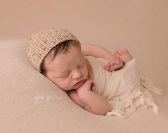 Newborn Tweed Fall Bonnet