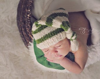 KNITTING PATTERN ONLY!  Stripe Stocking Hat- Newborn