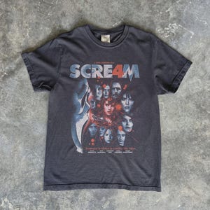 Vintage Scream 4 T-Shirt: Horror Movie Graphic Tee
