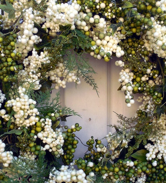 Seasonal Winterberry Wreath for Holiday Home Décor Year Round 
