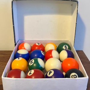 Vintage Billiard Balls Set – Full 16 Piece Pool Ball Set with Original Box