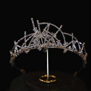 Tiara Starburst - Etsy display picture 3
