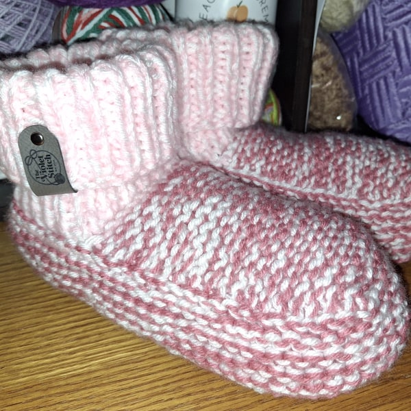 Pantofole per adulti fatte a mano / Comode pantofole da casa / Colori personalizzati disponibili / Taglie da donna a uomo.