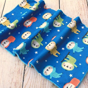 Couverture pour bébé Sloth Animal Minky | Cadeau de douche de bébé | Nouveau cadeau de bébé | Couverture de bébé neutre en matière de genre | Soft Baby Lovey | Souvenir de pépinière