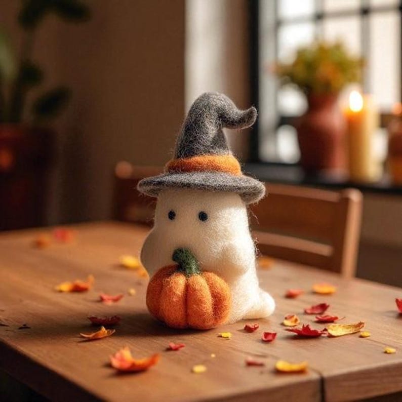 Handgefertigter Filz Geist-Kürbis mit Zauberhut - Etsy.de