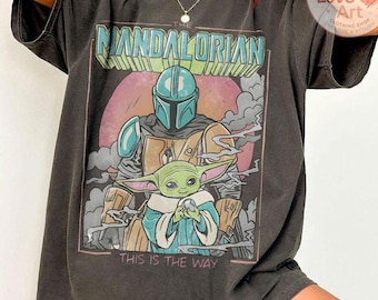 Retro The Mandalorian and Grogu T-Shirt - This Is The Way Vintage Style Graphic Tee - Star Wars Fan Gift