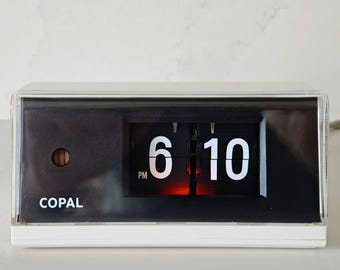 Vintage Copal AP110 Flip Clock – Near-NOS, Serviced, White, Box & Papers, 110V Japan (1970s)