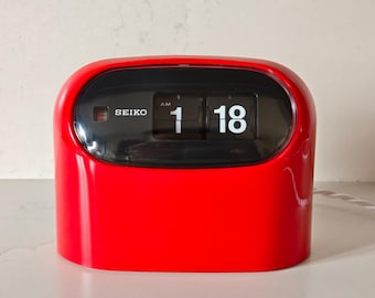 Restored 1970s Seiko Flip Clock SD502 - Glossy Red, US 110V