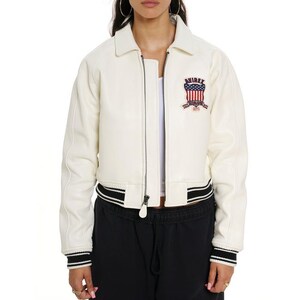 Chaqueta bomber motociclista corta de cuero Avirex roja para mujer imagen 17