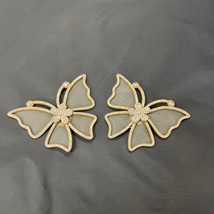 Farfalle con cornice in pelle tempestate di strass AB con ali a maglia fine immagine 1