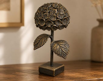Hydrangea blossom – freestanding floral figurine | Botanical decoration | 3 sizes & 7 finishes | Made in Germany