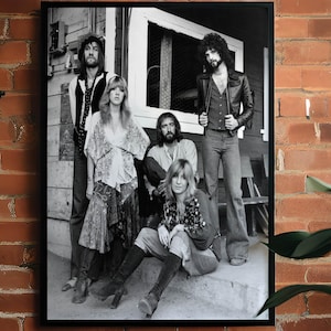 Fleetwood Mac Poster – Stevie Nicks Wall Art – Retro Rock Band Print, Black and White Canvas, Vintage 70s Music Decor