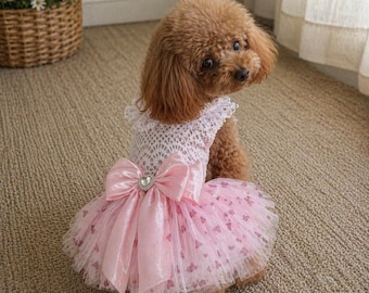 Vestido rosa de tul con forma de corazón para perrita, top de encaje, lazo grande, conjunto de fiesta para cachorrita pequeña.