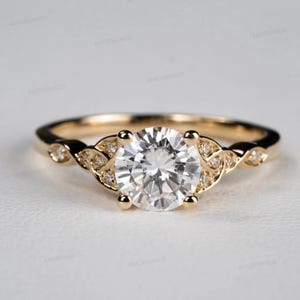 Keltische diamanten verlovingsring Trinity Knot Triquetra Design Aanpasbare bruidsring Unieke huwelijkssieraden zinvol jubileumcadeau
