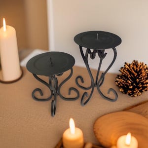 Vintage Black Iron Metal Pillar Candle Holders, Dos Candelabros, Wrought Iron Metal Candle Holders, Set of Two