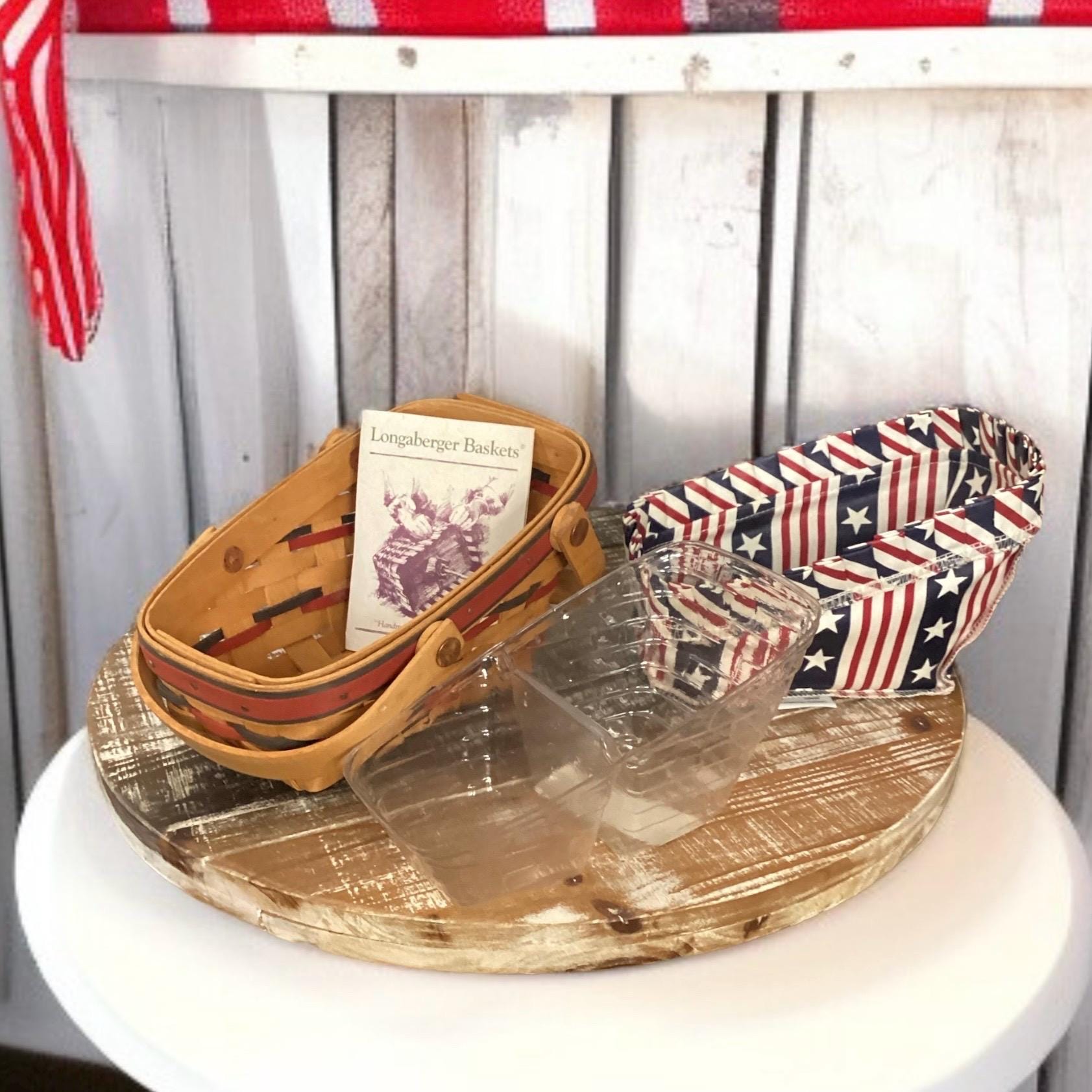 Longaberger all-american Sサイズ 取手付きカゴ ビジュアル
