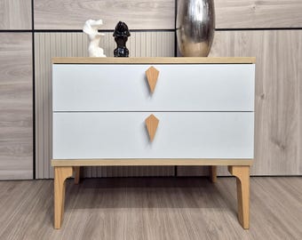Minimalist Triangle Oak Cabinet Pull Solid Wood Drawer Handle, Handmade Modern Custom Furniture Hardware Unique Kitchen Accessory
