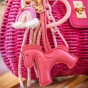 Pink Horse Keychain with Yarn Rainbow – Handmade Bag Charm, Horse Keychain, Keychain for Purse, Bag and keys