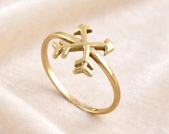 Gold Arrow Ring, Minimalist Compass Ring, Directional Symbol Jewelry, Boho Stacking Ring, Dainty Gold Ring, Travel Gift, Adventure Jewelry
