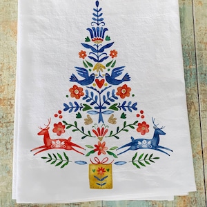 Christmas towel/ Christmas folk towel / Holiday towel / kitchen flour sack towel / Christmas Folk Art