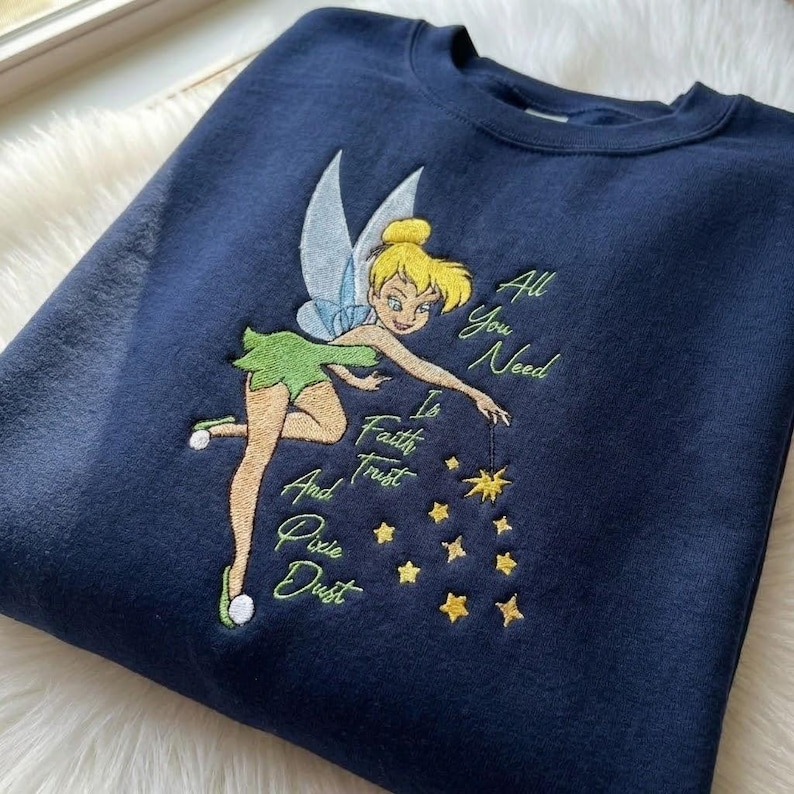 Broderad Tingeling-tröja, Disney Fairy-citat-tröja, Faith Trust Pigge Dust, Magic Kingdom-outfit, Disney Princess Fairy-present bild 3
