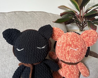 Amigurumi Bobble Head Sleepy Cat with Embroidered Eyes and Headphones Pattern
