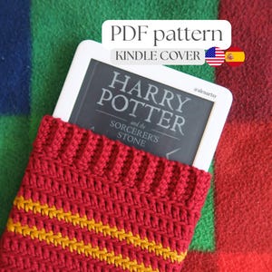 PDF Crochet Kindle Cover Pattern, Step-by-Step Tutorial to Make Protective Ebook Case, Inspired by a Magical World