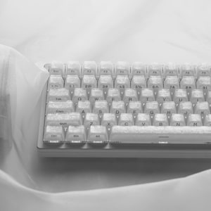 Tangentsats med kristallkolfibertextur | Jelly-tangenter, körsbärsprofil, genomskinlig PC-hall – KeyArtisanUS®