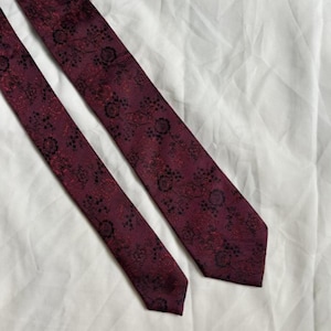 Next Red Elegant Men&#39;s Silk Tie