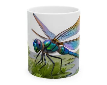 Taza de cerámica con diseño de libélula iridiscente