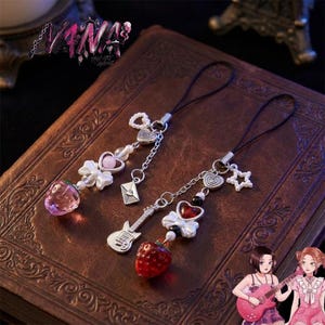 Vivienne Westwood ストロベリー ブローチ Vivienne Westwood Necklace Strawberry - Etsy