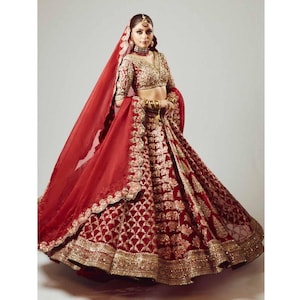 Red Bridal Lehenga Golden Zari Embroidery, Pakistani Wedding Outfit , Indian blouse - Nikkah , Barat outfit , Customise outfit