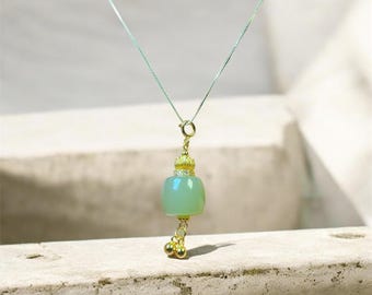 Collar con colgante de barril de jade nefrita natural / Cadena ajustable de plata de ley / Joyería fina minimalista oriental
