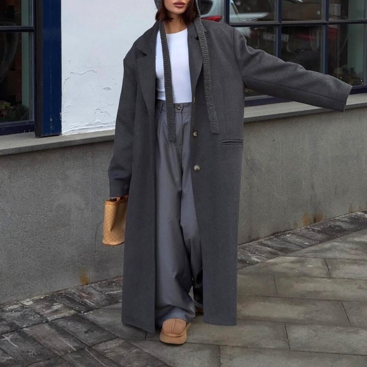 Women's Oversized 90s Gray Wool Coat – Vintage Long Maxi Overcoat Women's Oversized 90s Gray Wool Coat – Vintage Long Maxi Overcoat