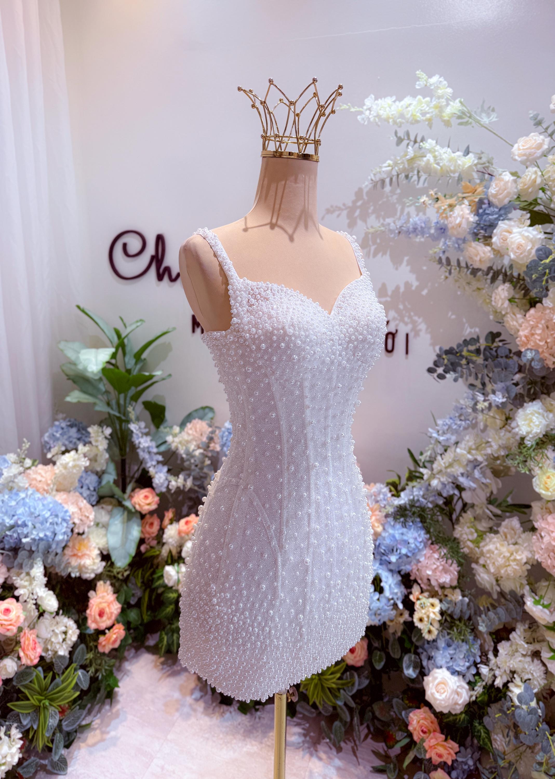 short pearl wedding dress Dreamyannie Women Strapless Short Wedding Dress Pearl Bodycon Bridal Dress