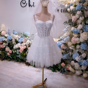 Short Lace Wedding Dress, Mini Corset Bridal Gown with Tulle Skirt, Vintage Reception Dress, Custom Handmade Wedding Outfit