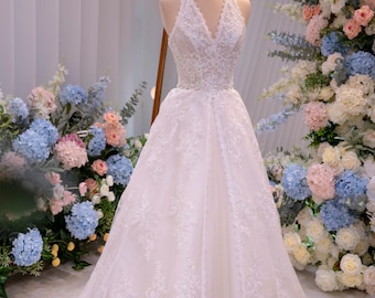 Lace Halter Neck A-Line Wedding Dress, Elegant Bridal Gown with Train, Sleeveless Open Back Lace Appliqué Dress,Handmade Custom Wedding Gown