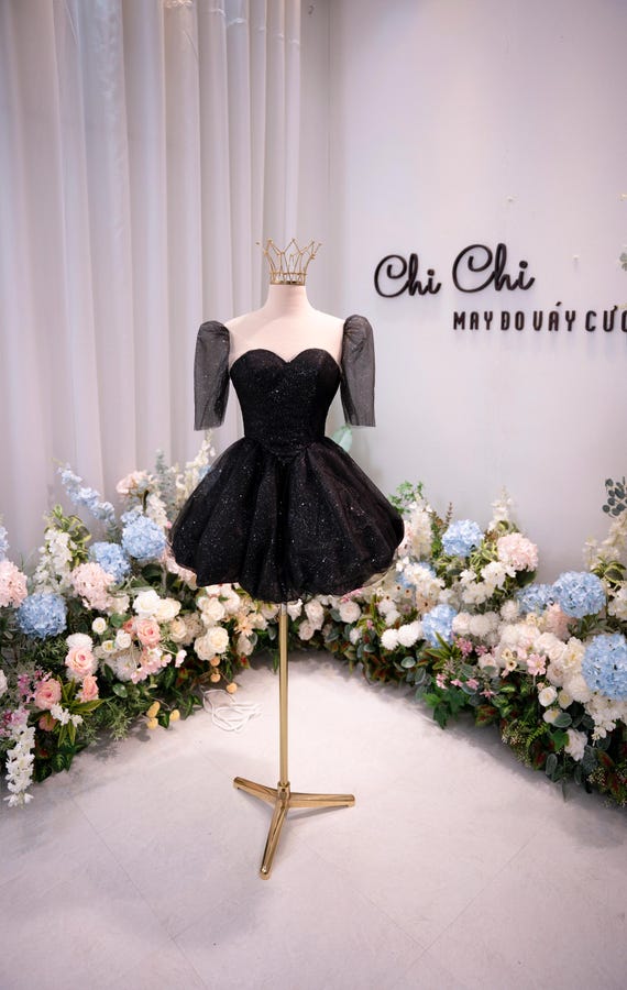 chi chi black and gold dress Custom Size Embroidery Gold Phoenix Competition Tai Chi Clothing for U –  Moderndancedress.com