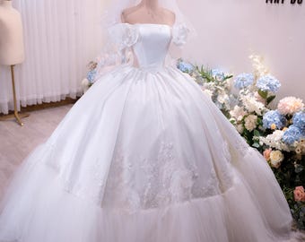 Off Shoulder Satin Ball Gown Wedding Dress – Princess Bridal Gown with Puffy Sleeves, Beaded Lace Appliqués and Tulle Skirt