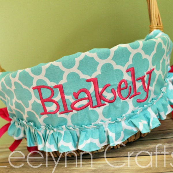 Liner personalizado de la cesta de Pascua // Aqua Quatrefoil Ruffled Easter Basket Liner // Incluye el nombre // Girls Monogrammed Basket Liner